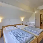 Erve Koeleman Nyaraló *